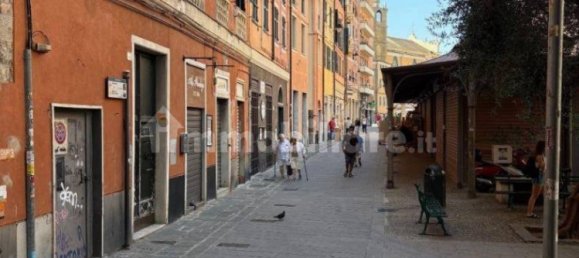 1 room Commercial property in Genoa, Italy No. 329988 10