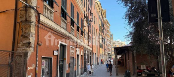 1 room Commercial property in Genoa, Italy No. 329988 11