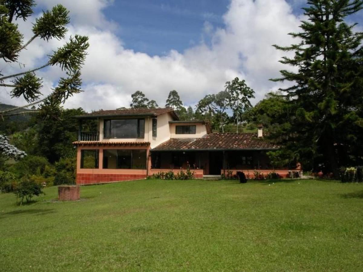 5 bedrooms House in Antioquia, Colombia No. 5507