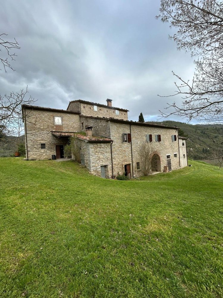 6 rooms House in Marradi, Italy No. 278073