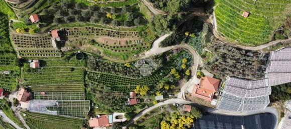 Studio in Soldano, Italy, Nr. 90309 2