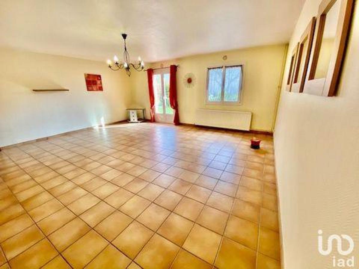 Casa T5 em Amiens, France N.º 3910