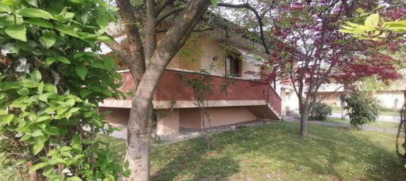 6 rooms Villa in Pordenone, Italy No. 270033 3