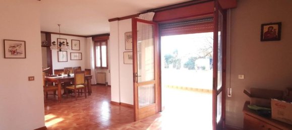 6 rooms Villa in Pordenone, Italy No. 270033 10