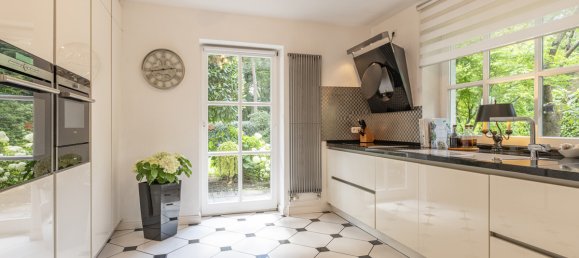 2 bedrooms House in Altona, Germany No. 11792 5