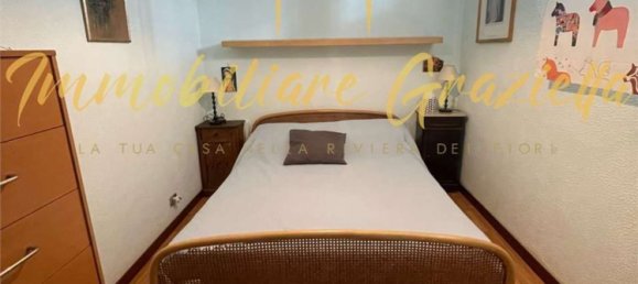 2-salle Appartement à Vallecrosia, Italy No. 94896 3