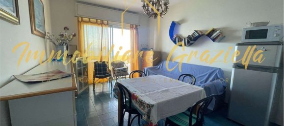 2-salle Appartement à Vallecrosia, Italy No. 94896 8