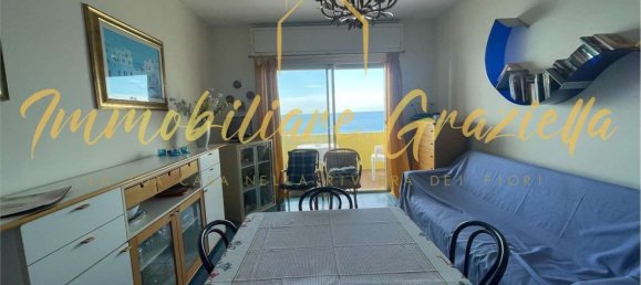 2-salle Appartement à Vallecrosia, Italy No. 94896 6