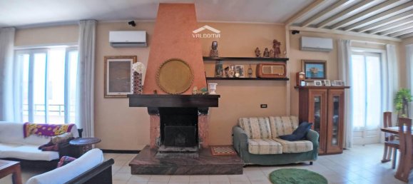 Casa de 7 habitaciónes en Melendugno, Italy No. 25507 9