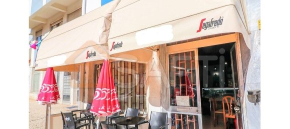 64m² Commercial property in Oeiras, Portugal No. 80307 10