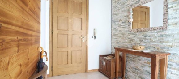 3 bedrooms Apartment in Udine, Italy No. 304378 11