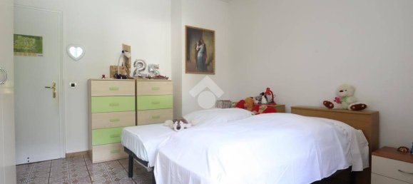 3 bedrooms Apartment in Udine, Italy No. 304378 9