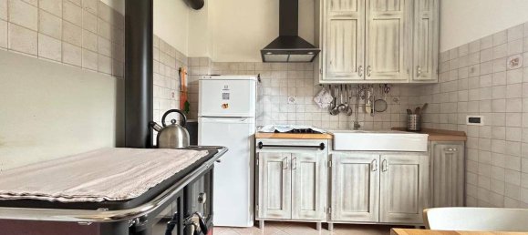 3 bedrooms Apartment in Udine, Italy No. 304378 5