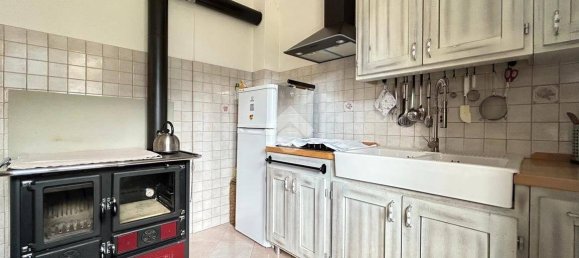 3 bedrooms Apartment in Udine, Italy No. 304378 6