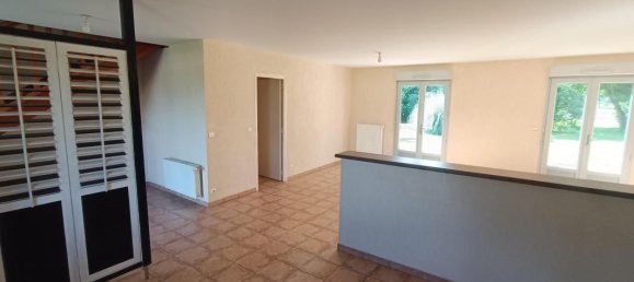 4 bedrooms House in Lacs, France No. 251176 3