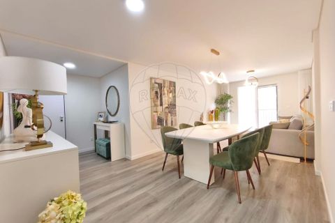 3 bedrooms Apartment in Funchal, Portugal No. 252175