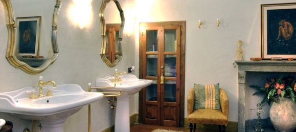 8 bedrooms House in Villafranca in Lunigiana, Italy No. 205715 10