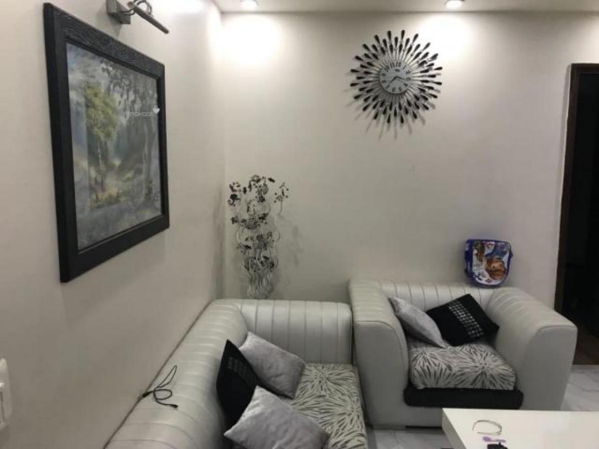 2 bedrooms House in Ghaziabad, India No. 15883