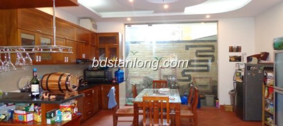 4 bedrooms House in Tay Ho, Vietnam No. 2780 3