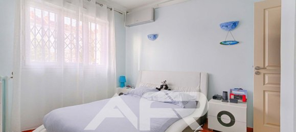 5 bedrooms House in Houilles, France No. 185676 4