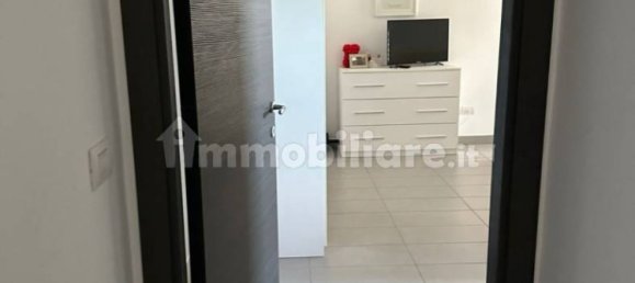 Apartamento de 2 dormitorios en Frosinone, Italy No. 287298 5