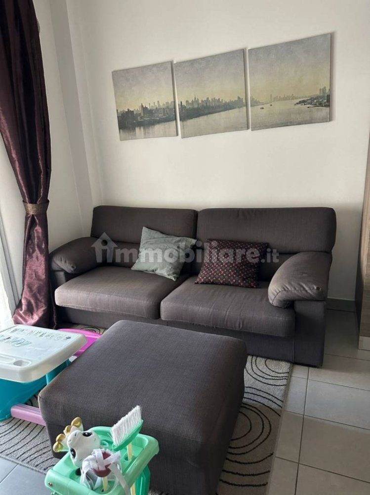 Apartamento de 2 dormitorios en Frosinone, Italy No. 287298