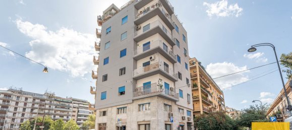 5 bedrooms Penthouse in Palermo, Italy No. 330287 3