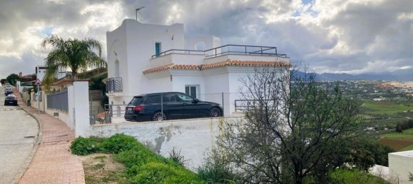 قطعة أرض في Coin, Spain رقم 145715 2