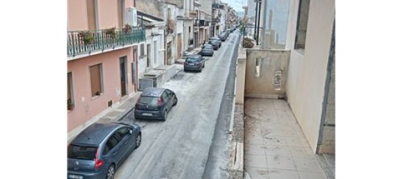 2 Schlafzimmer Haus in Canicattini Bagni, Italy, Nr. 290208 22