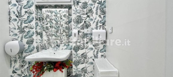 2 rooms Commercial property in Florence, Italy No. 171064 20