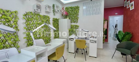 2 rooms Commercial property in Florence, Italy No. 171064 6