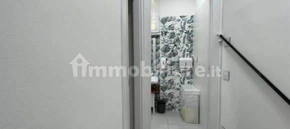 2 rooms Commercial property in Florence, Italy No. 171064 18