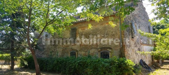 3 bedrooms House in Morro d'Oro, Italy No. 281038 4