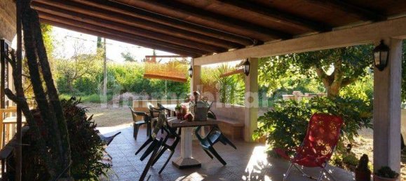 3 bedrooms House in Morro d'Oro, Italy No. 281038 3