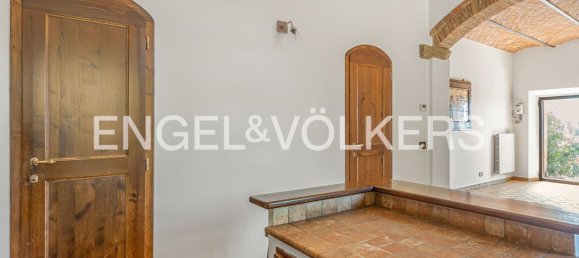 6غرفة منزل في Vinci, Italy رقم 132094 21