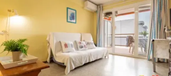1 bedroom Apartment in Salou, Spain No. 190380 2