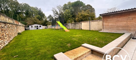 3 bedrooms House in Le Gue-de-Longroi, France No. 233316 2