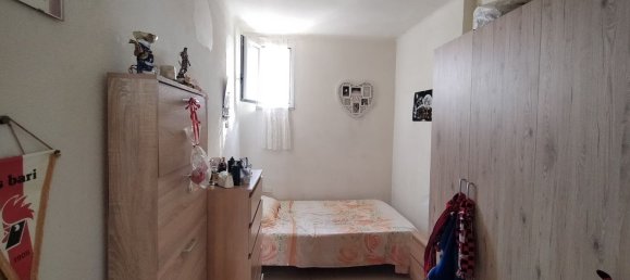 3 rooms Apartment in Bari, Italy No. 124944 6