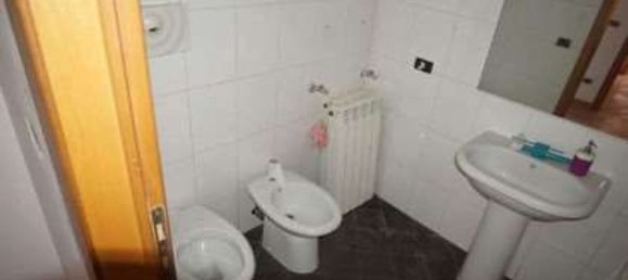 4 rooms Apartment in Rome, Italy No. 198691 7