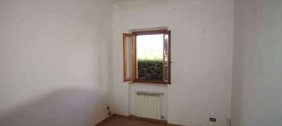 4 rooms Apartment in Rome, Italy No. 198691 8