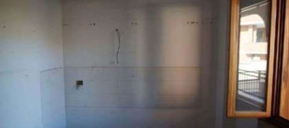 4 rooms Apartment in Rome, Italy No. 198691 4