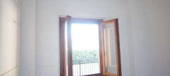 4 rooms Apartment in Rome, Italy No. 198691 5