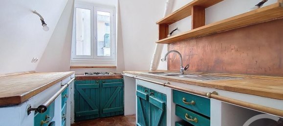 1 bedroom Apartment in Paris, France No. 162076 3