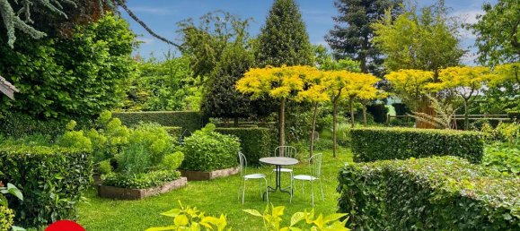 5 bedrooms House in Vernon, France No. 325754 2