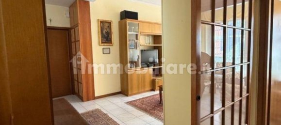 2 bedrooms Apartment in Milan, Italy No. 317744 27