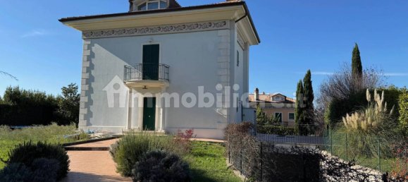 Вилла с 3 спальнями в Кампаньяно ди Рома, Италия № 175699 2