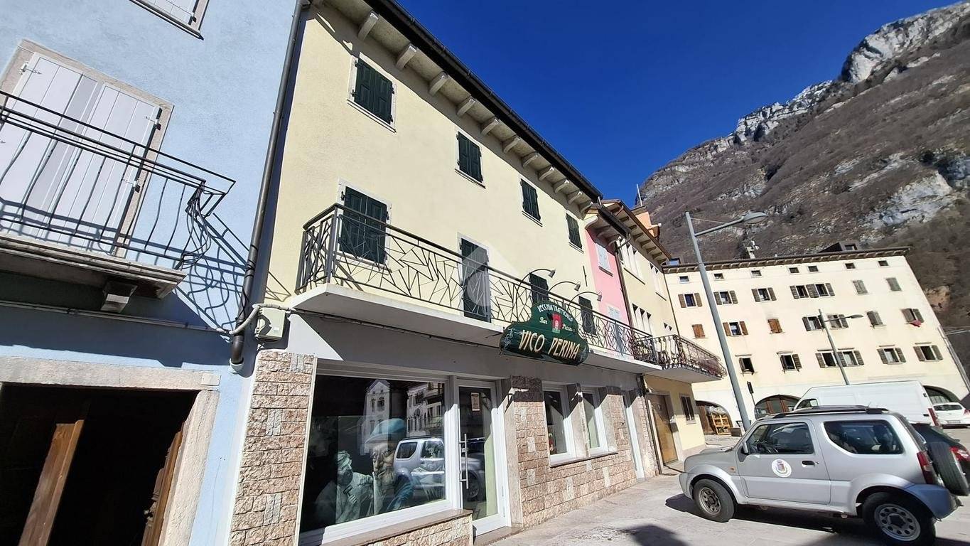 5-Zimmer Gebäude in Longarone, Italy, Nr. 60734