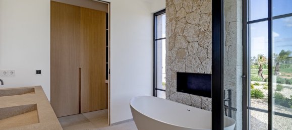 3 bedrooms Villa in Campos, Spain No. 16239 13