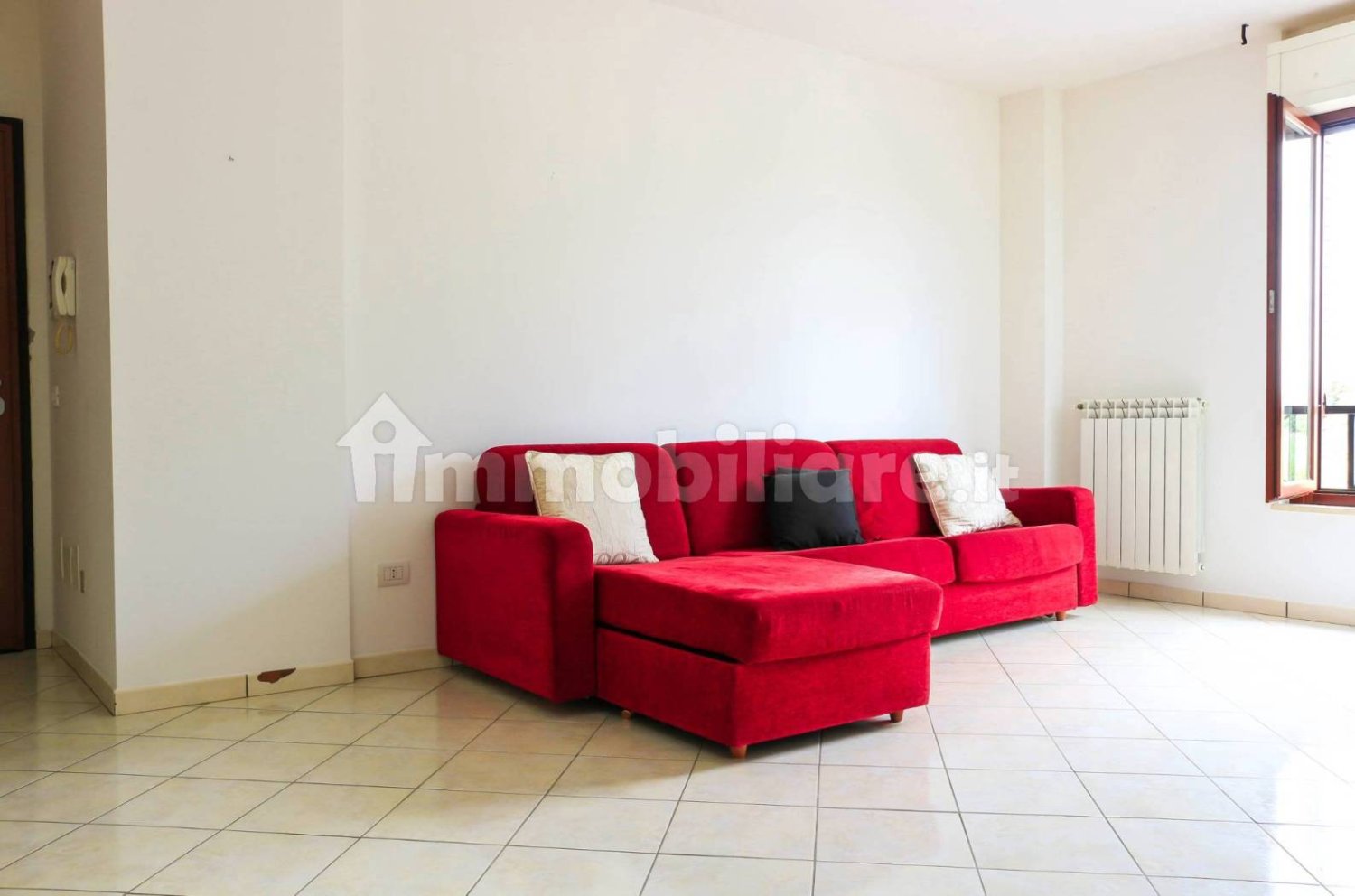 Apartamento de 1 dormitorio en Cisterna di Latina, Italy No. 92388