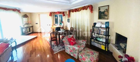 3 غرف نوم فيلا في Casoria, Italy رقم 307900 3